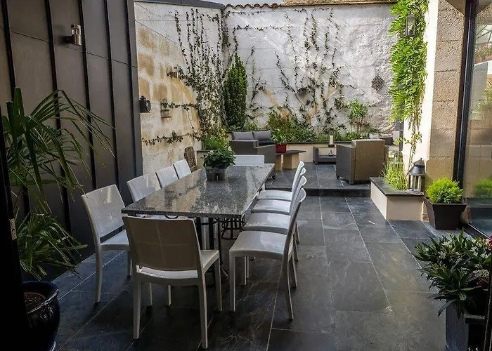 ホテル L'hotel Prive Demeure D'hotes